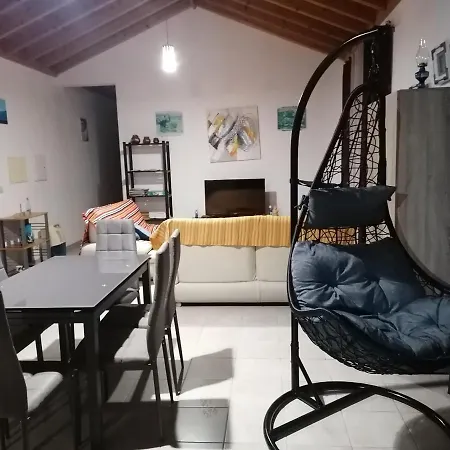 Casa Vista Do Arcanjo Holiday home Sao Roque do Pico
